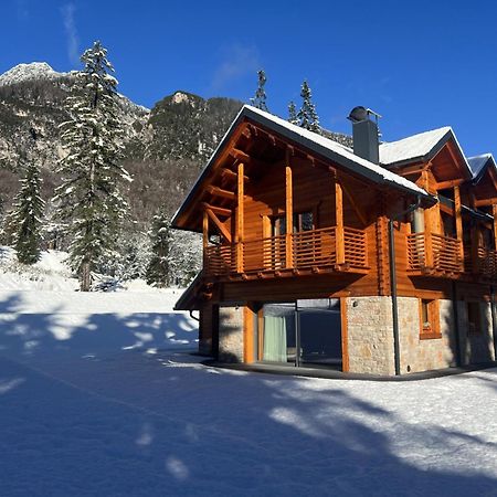 Kile Alpine Resort Valbruna Esterno foto